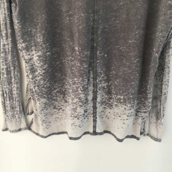 Chaser Horse Print Gray Burnout Long Sleeve Tee - Picture 8 of 8